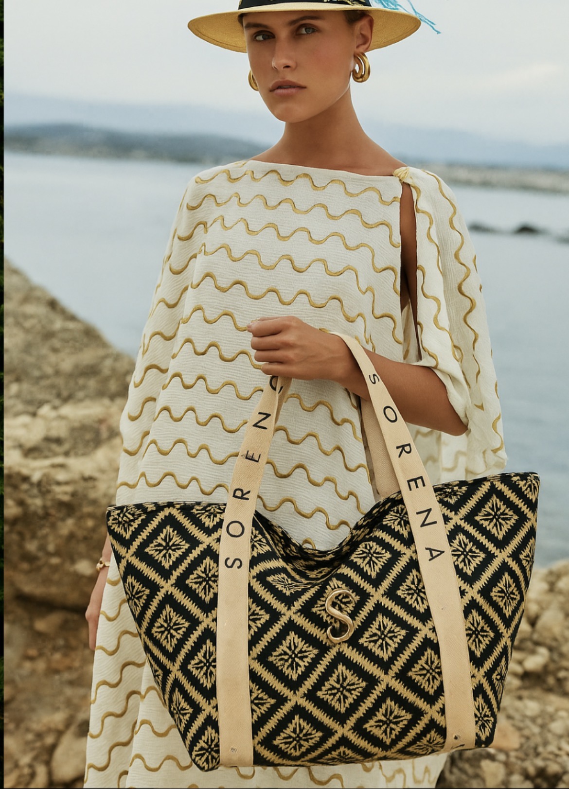 global.PRODUCT_IMAGE_MAIN Sorena Cycladitissa Traveller Bag